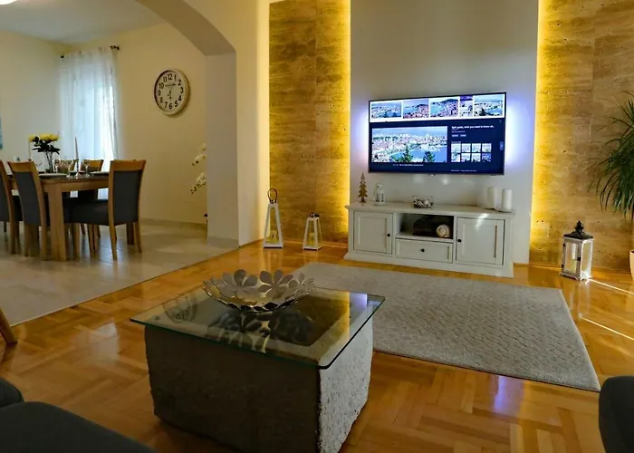 Blue Eyes Appartement *
