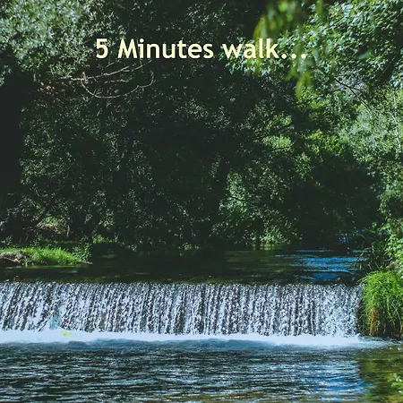 شقة Blue Eyes Žrnovnica