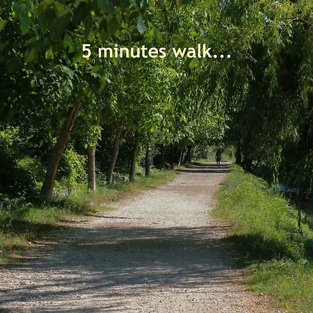 Blue Eyes Žrnovnica